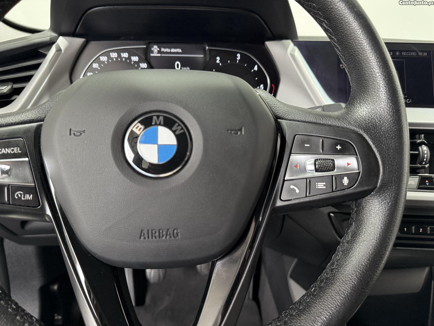 BMW 116 D EDYNAMICS ADVANTAGE - NACIONAL - 84674 KM — fotografia 18