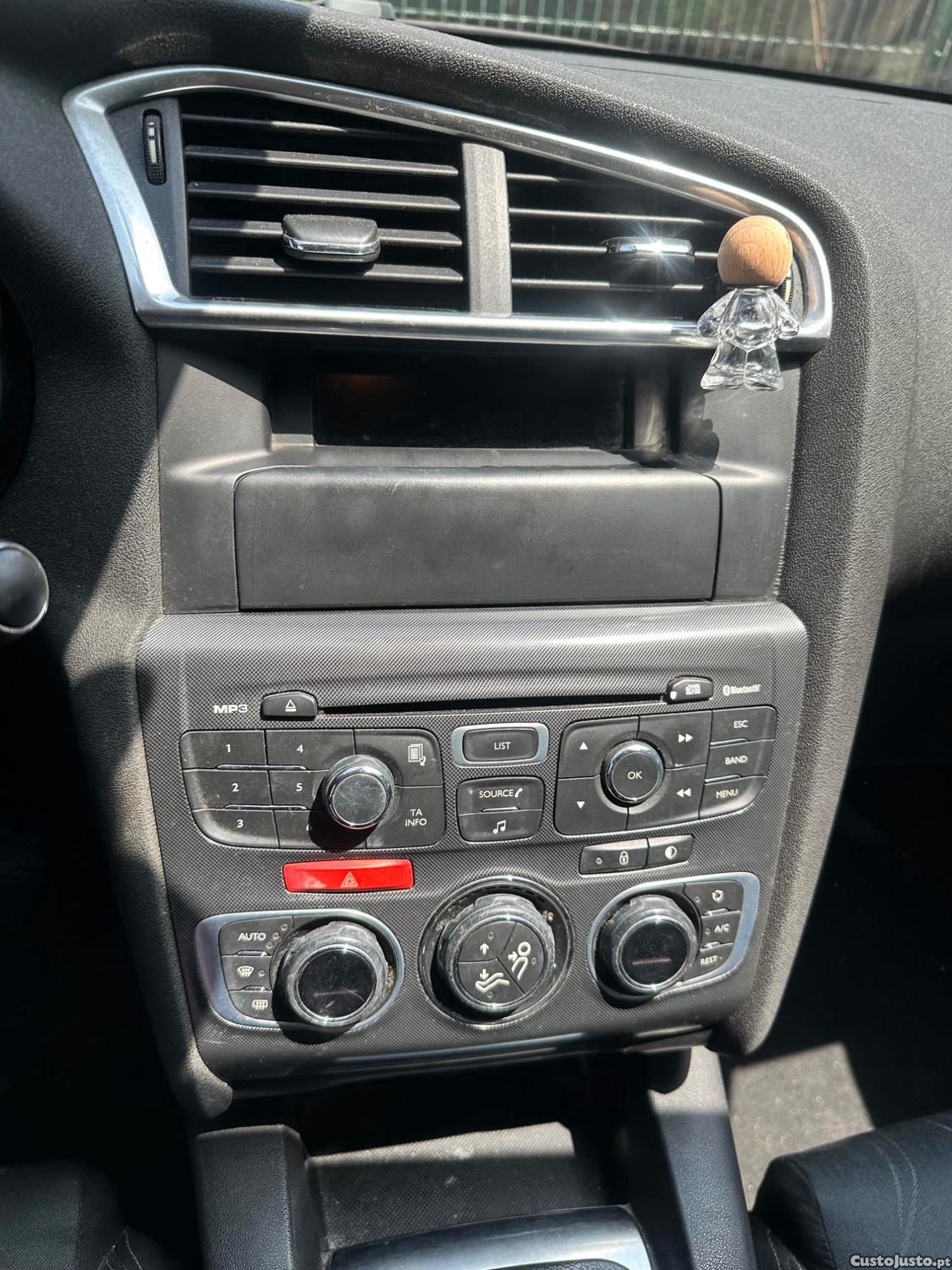 Citroën C4 II Hatchback 1.6 HDi — fotografia 2