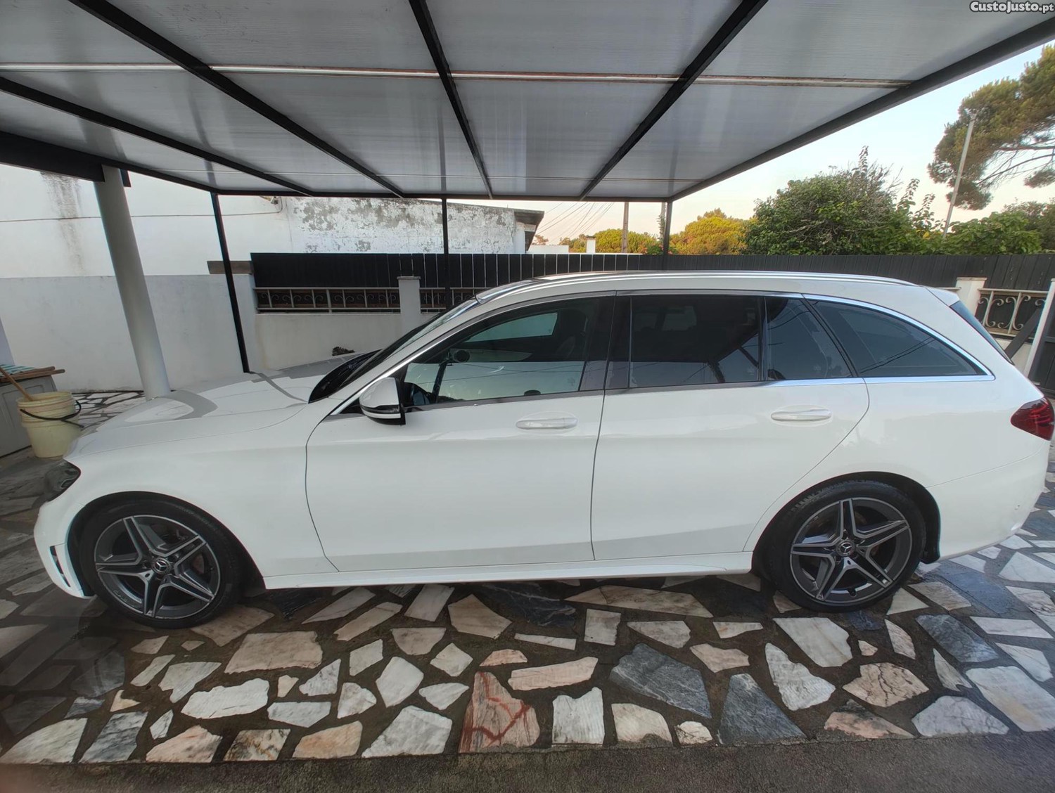 Mercedes-Benz C 220 2.0d 194cv AMG 9G tronic — fotografia 11