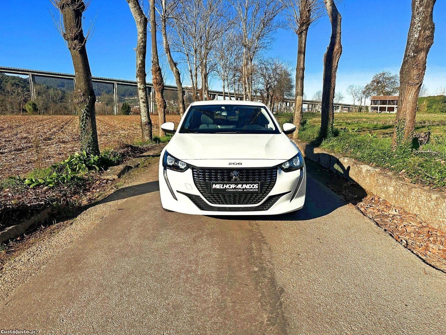 Peugeot 208 1.2 PureTech Allure — fotografia 7