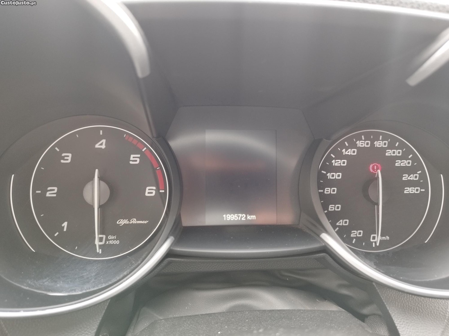 Alfa Romeo Giulia 2.2 D AUTO — fotografia 2