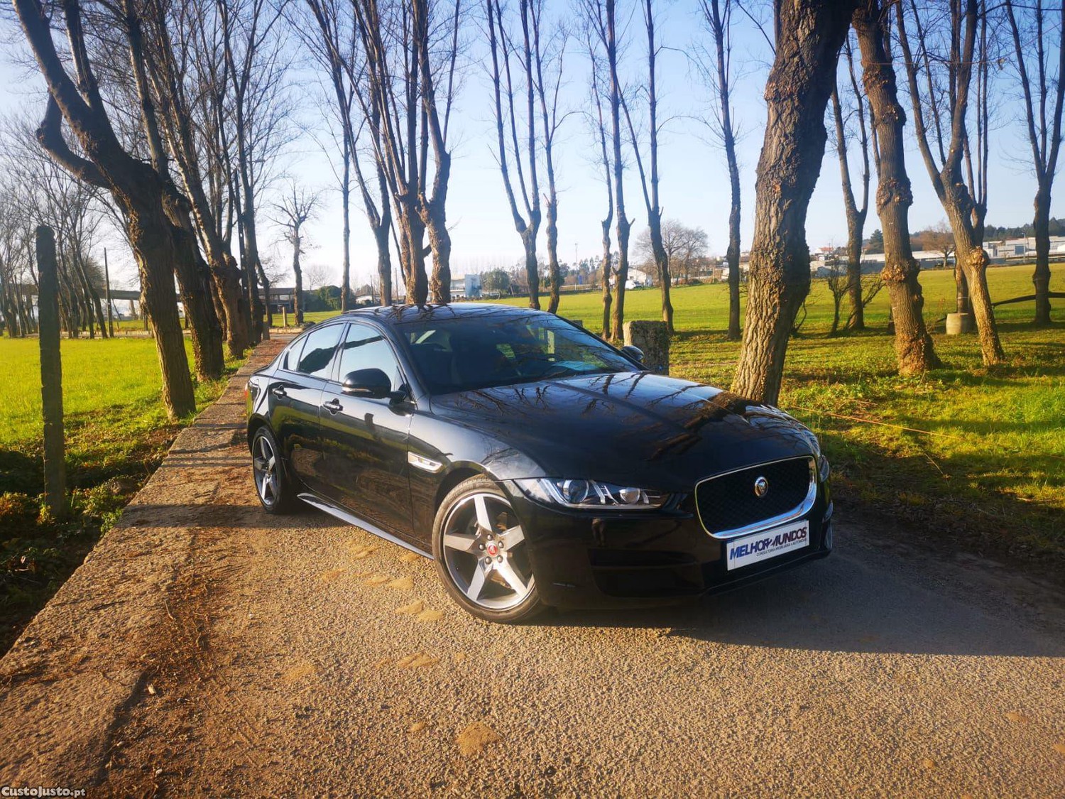 Jaguar XE 2.0 D R-Sport Aut. — fotografia 14