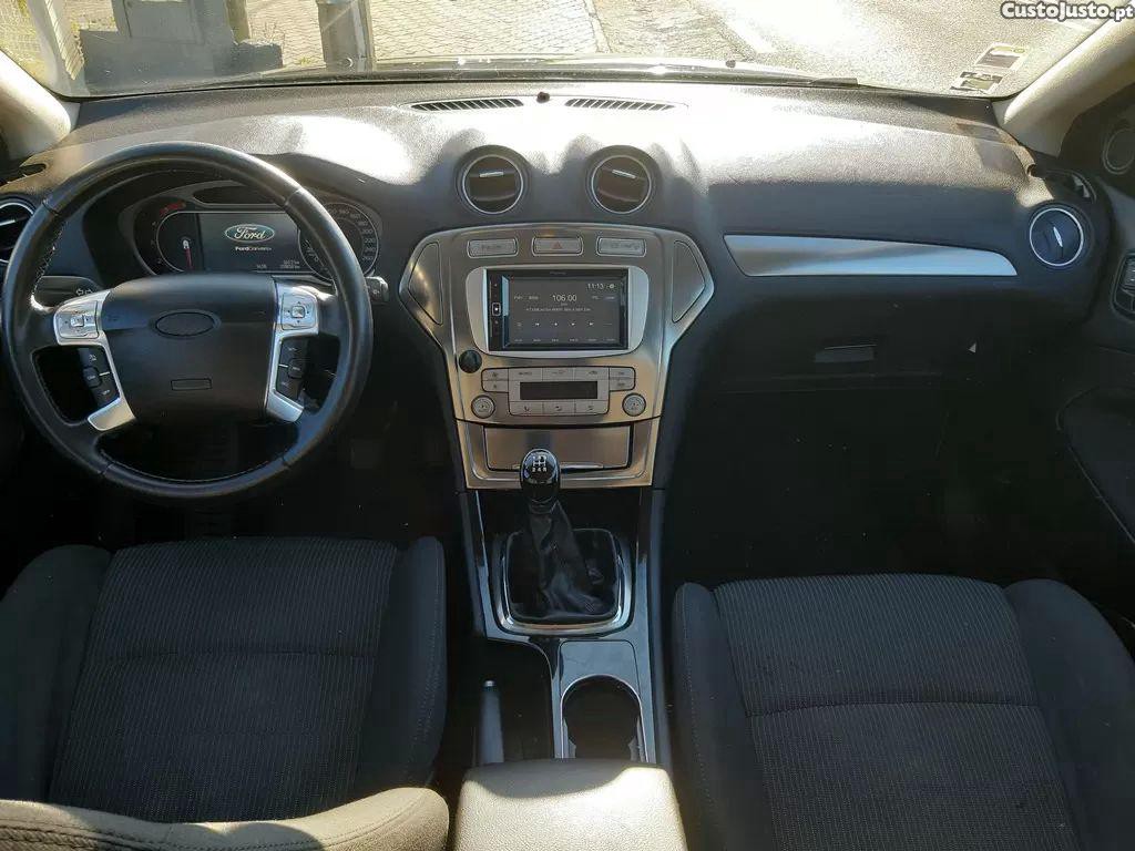 Ford KA 1.8 tdci titanium econetic — fotografia 13
