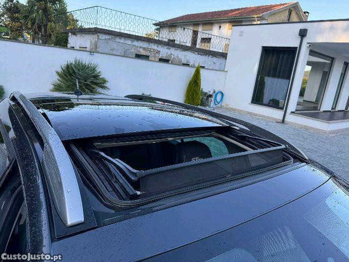 Renault Mégane GTLine full extras — fotografia 4