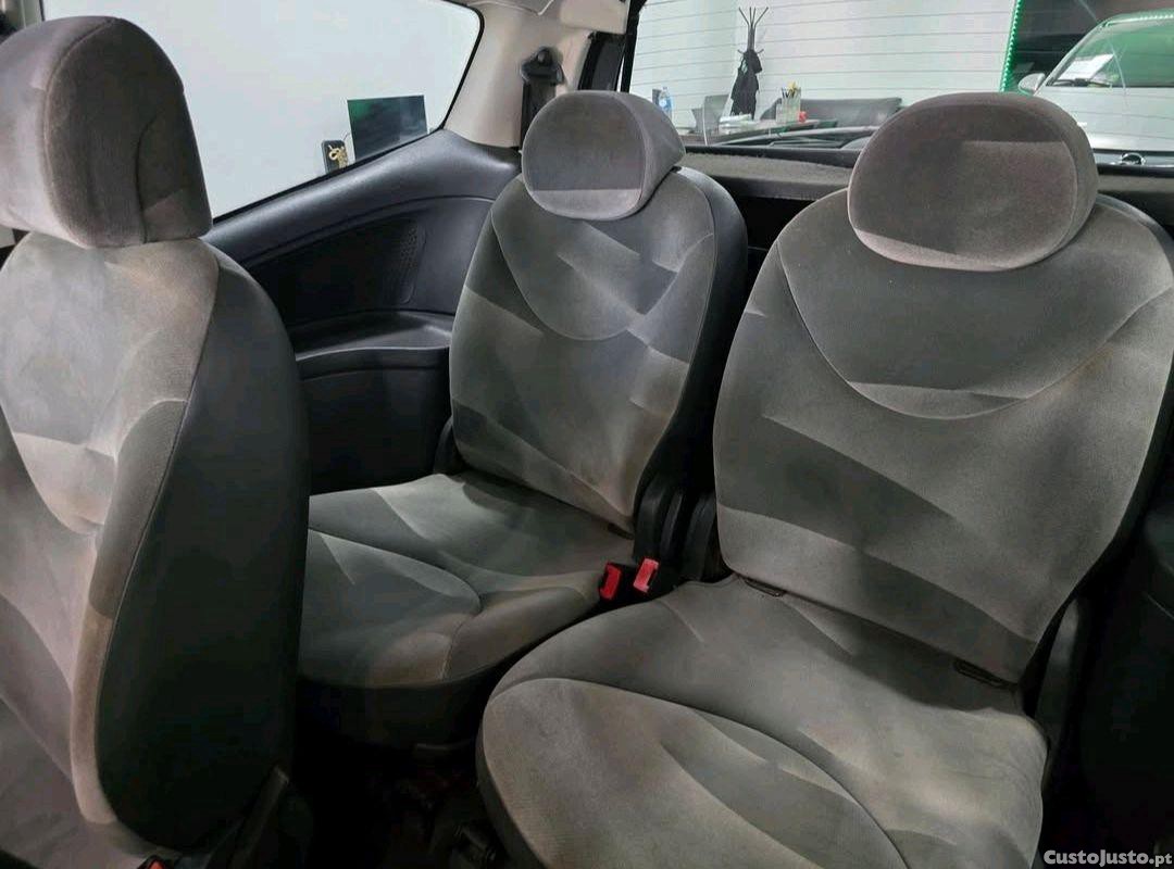 Citroën C2 1.4 Hdi — fotografia 2