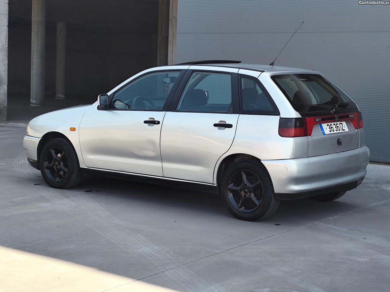 SEAT Ibiza 1.0 — fotografia 11