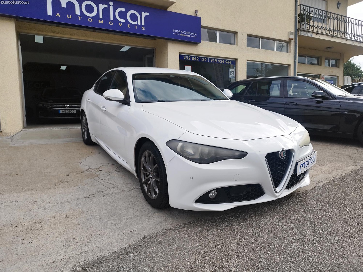 Alfa Romeo Giulia 2.2 D AUTO — fotografia 12
