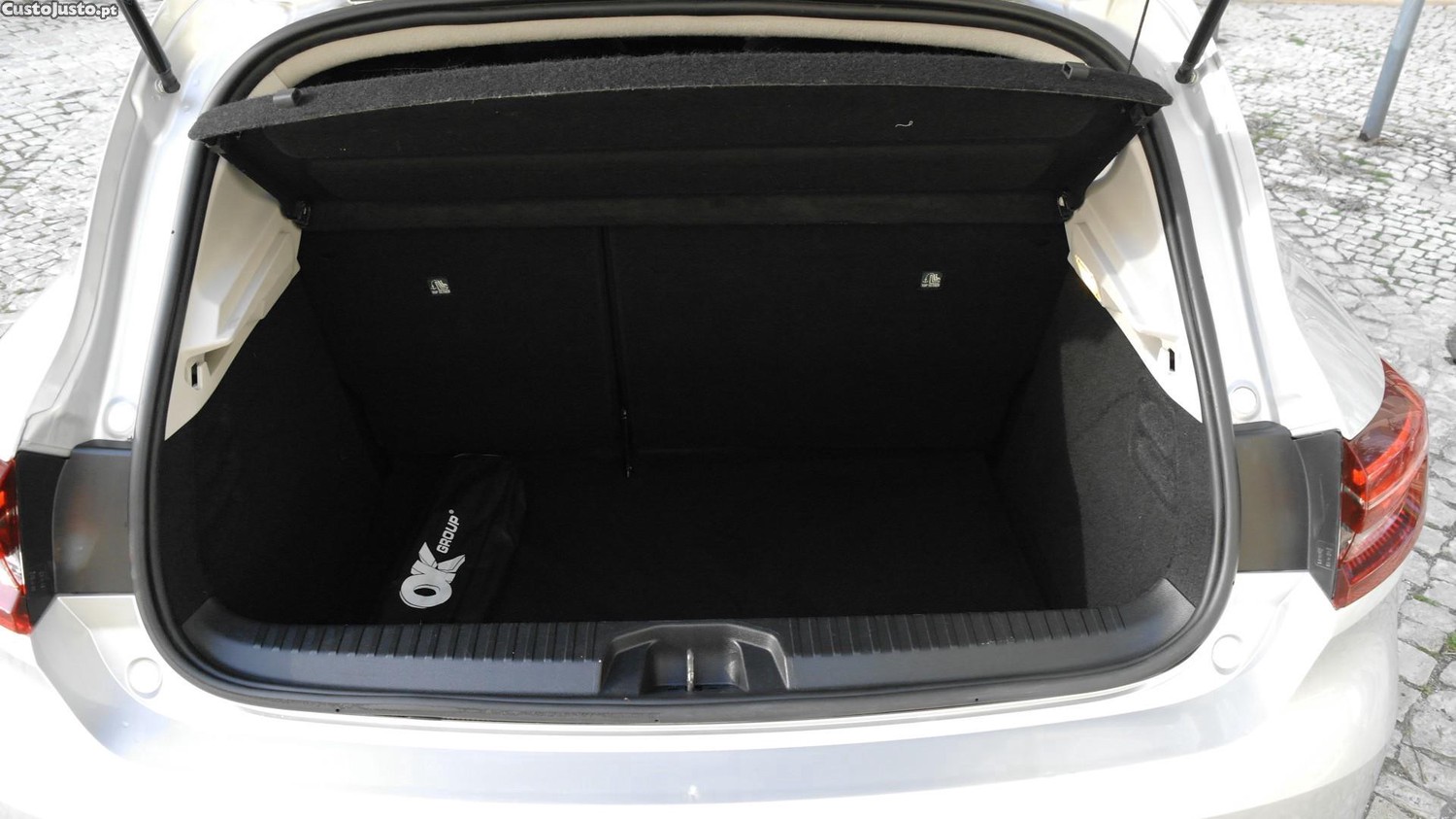 Renault Clio 1.0 TCe Limited — fotografia 14