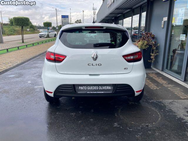Renault Clio 1.5 dCi Zen — fotografia 18