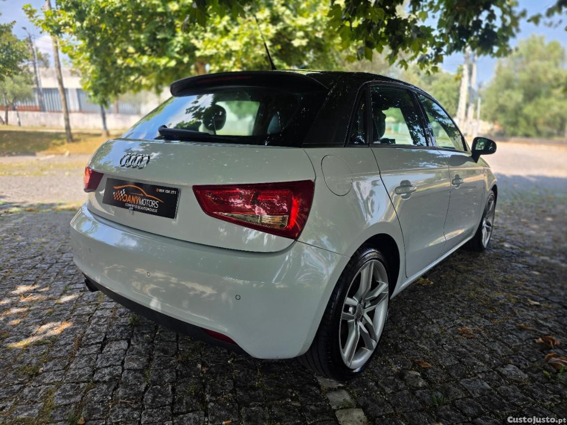 Audi A1 Sportback 1.6 TDi S-line — fotografia 6