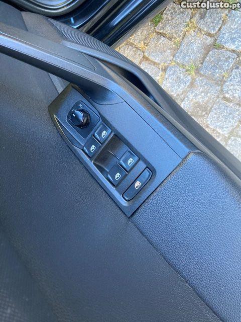 SEAT Ibiza 1.6 TDI Reference — fotografia 6