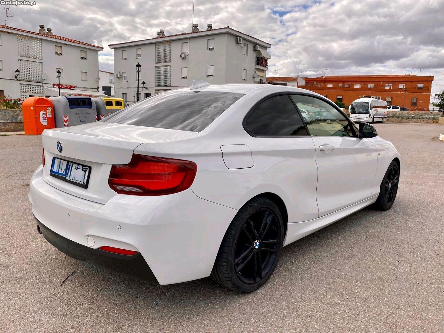 BMW 218 i Coupé 1.5i 136 cv — fotografia 10