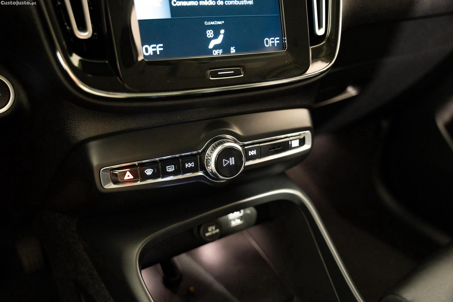 Volvo XC 40 1.5 T5 PHEV Inscription — fotografia 12