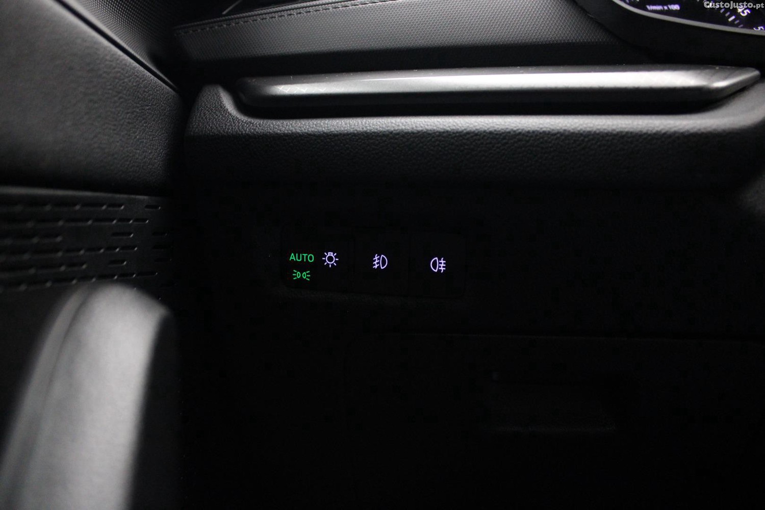 Skoda Octavia BREAK 2.0 TDI AMBITION — fotografia 20