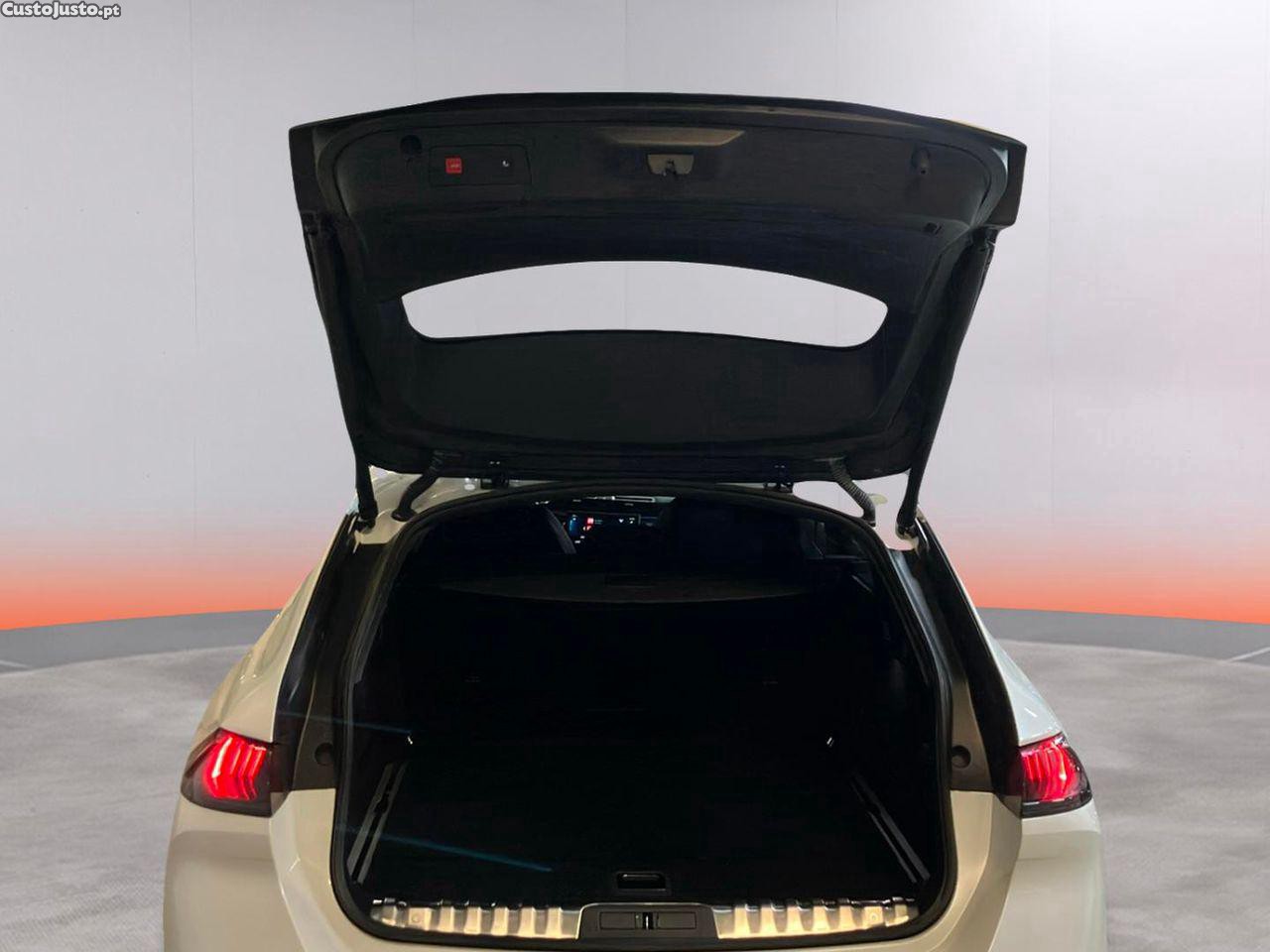Peugeot 508 SW 1.6 Hybrid GT Pack e-EAT8 — fotografia 4