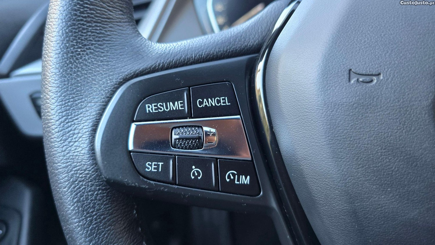 BMW 116 d Auto Lounge — fotografia 16