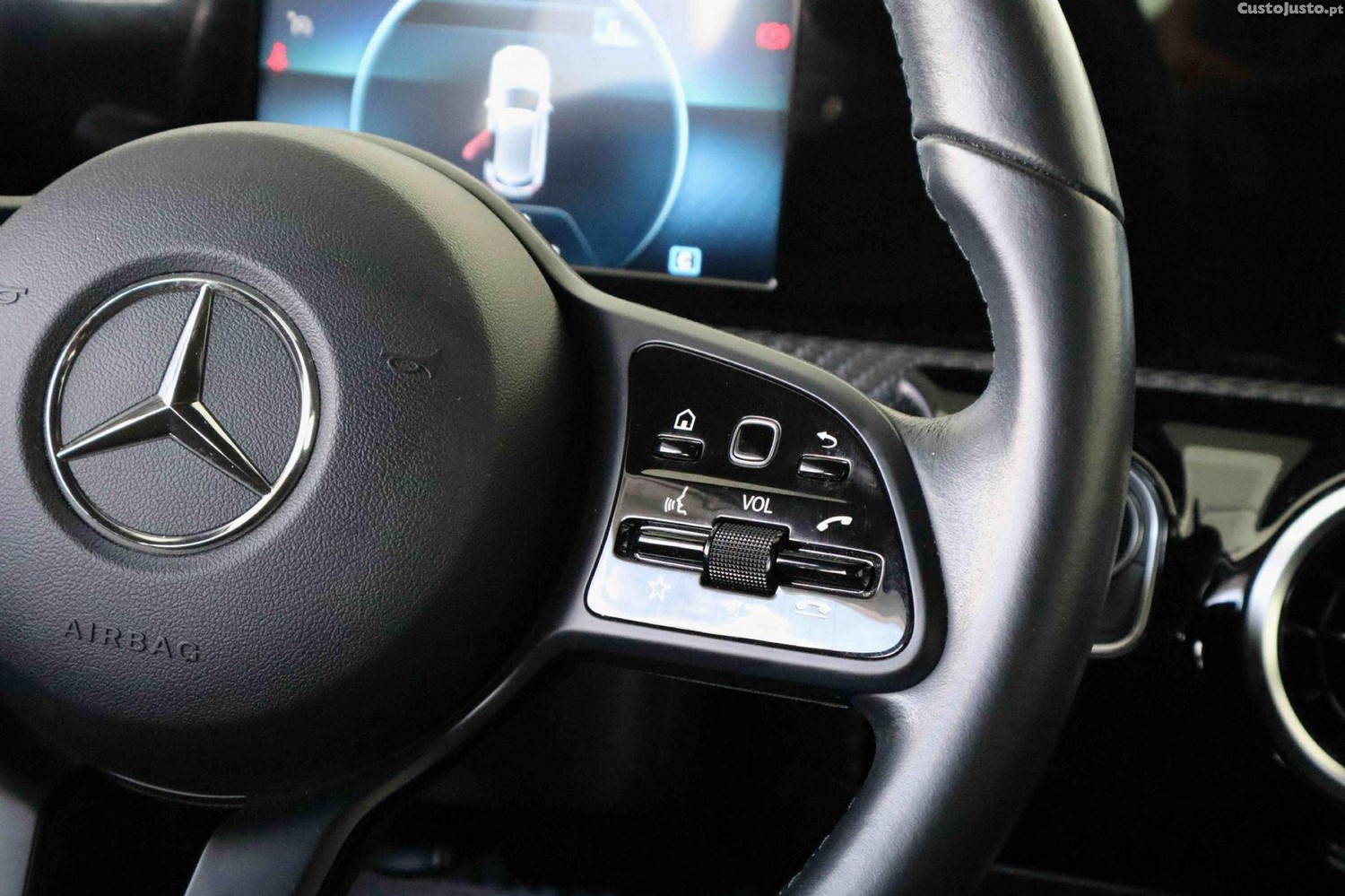 Mercedes-Benz A 160 d Business Solutions — fotografia 16
