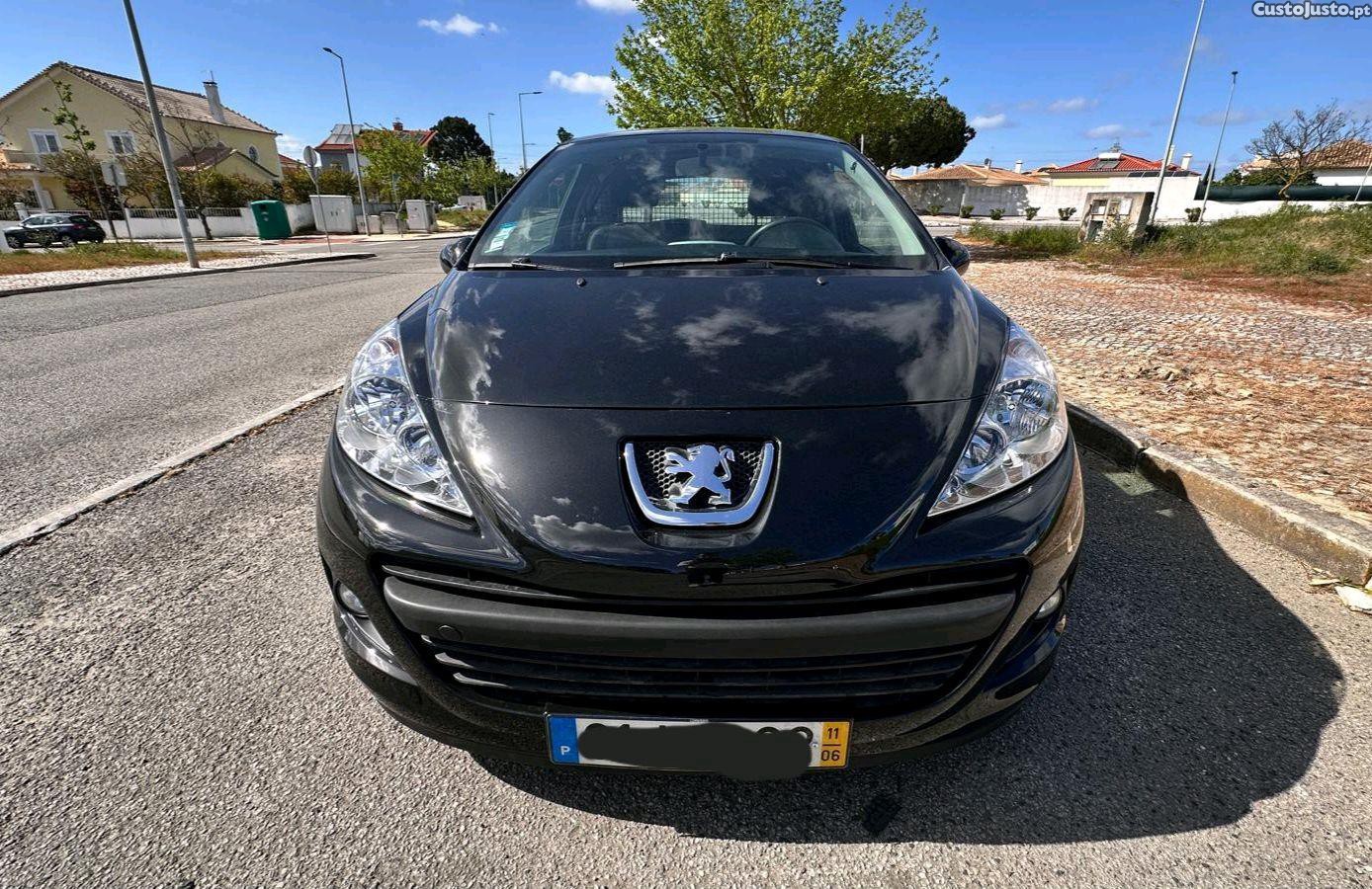 Peugeot 207 1.4 HDI Comercial — fotografia 7