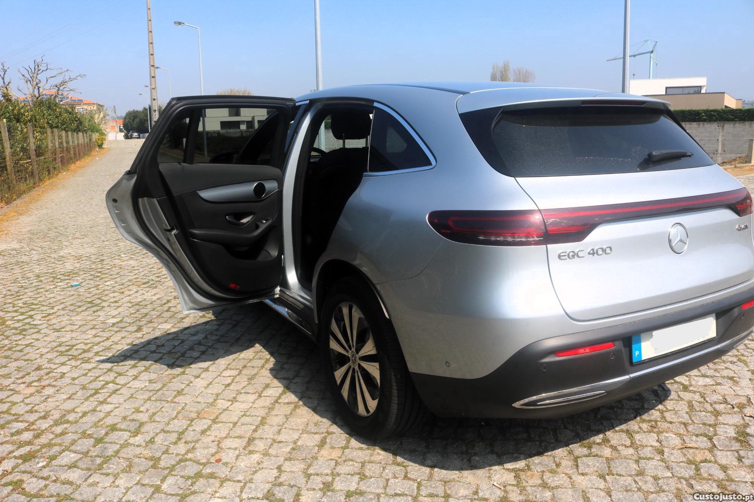 Mercedes-Benz EQC 400 4 Matic - 20 — photo 4