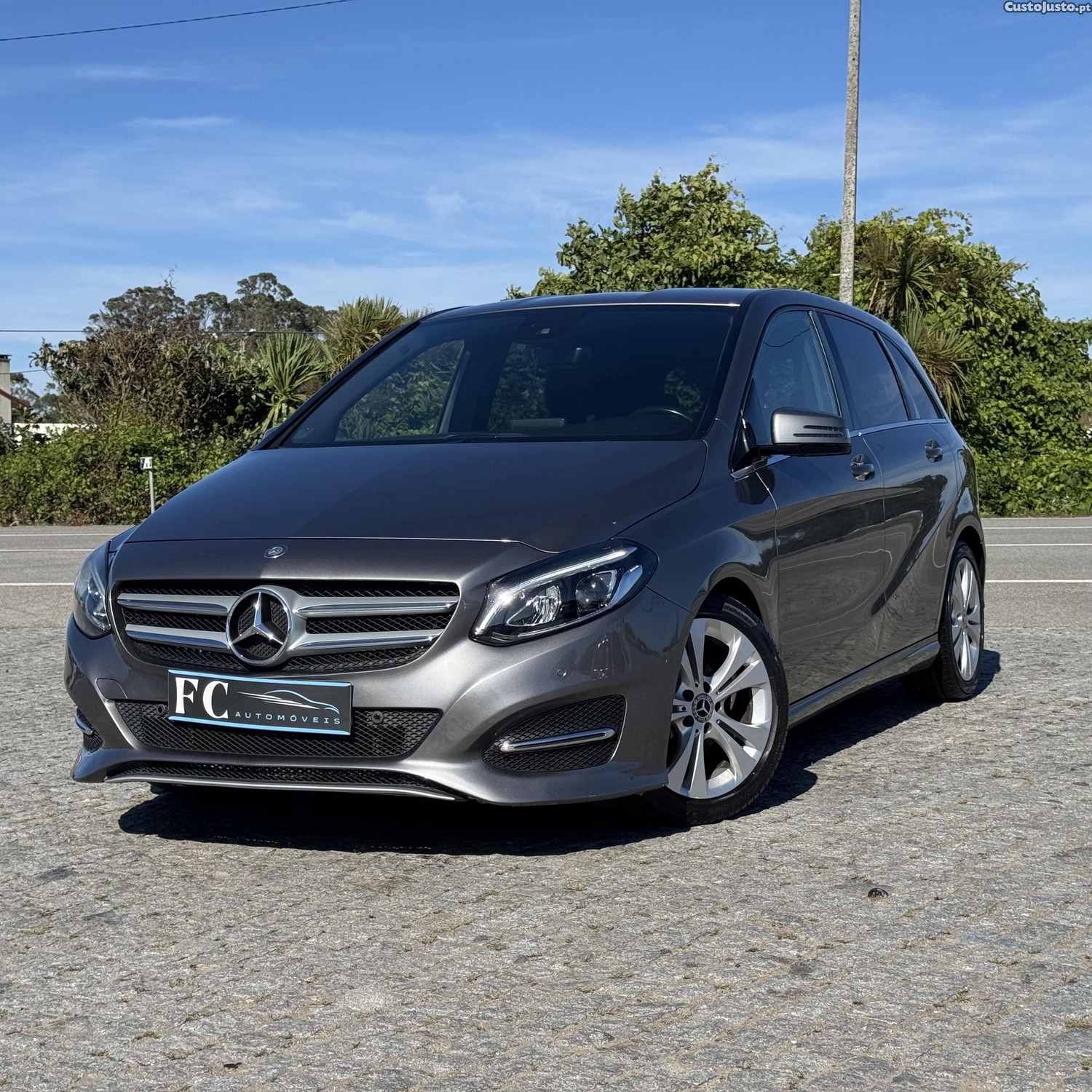 Mercedes-Benz B 180 Sports TOURER — fotografia 10