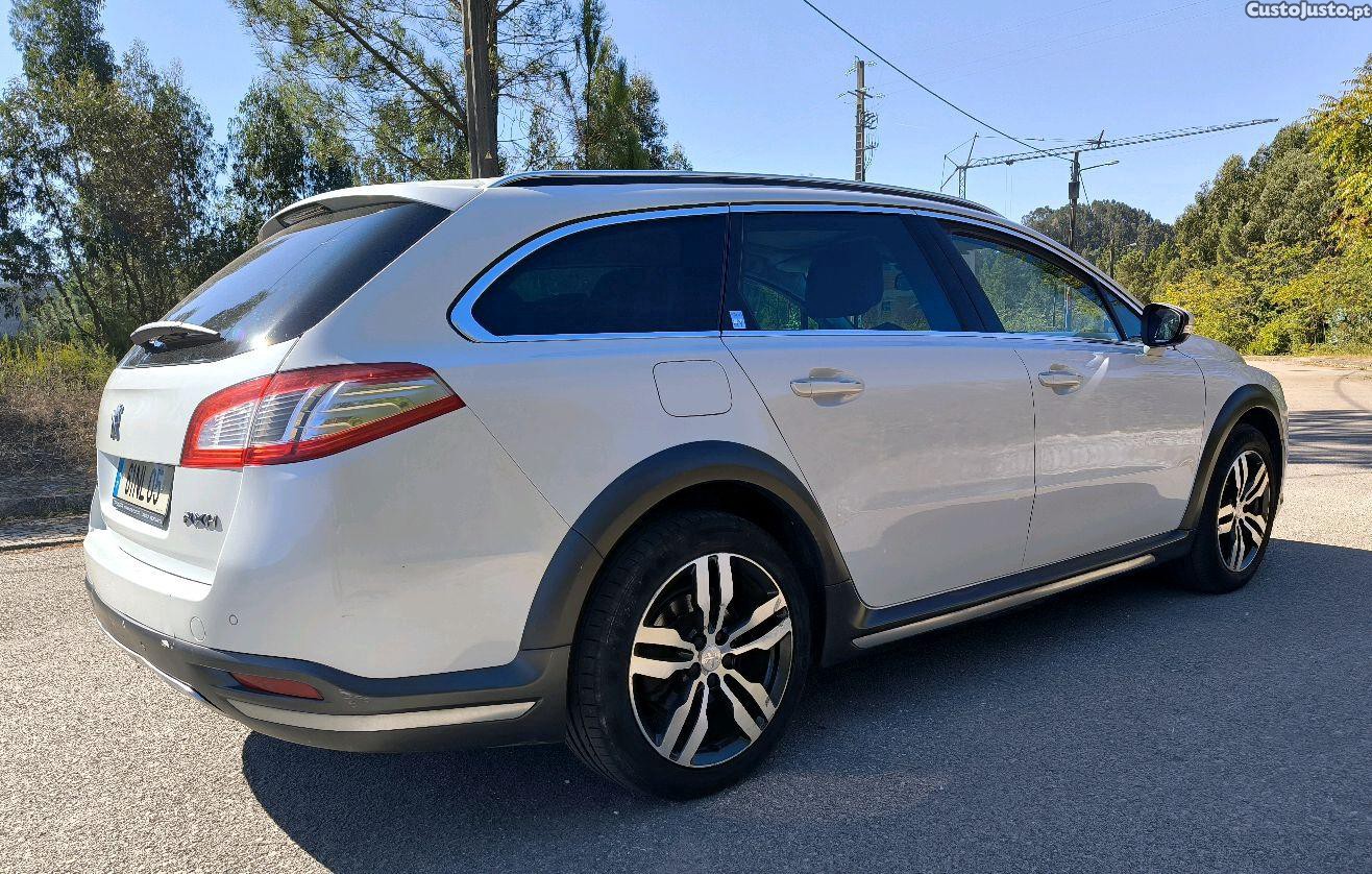 Peugeot 508 RXH hybrid 4 2.0 hdi 200cv — fotografia 4
