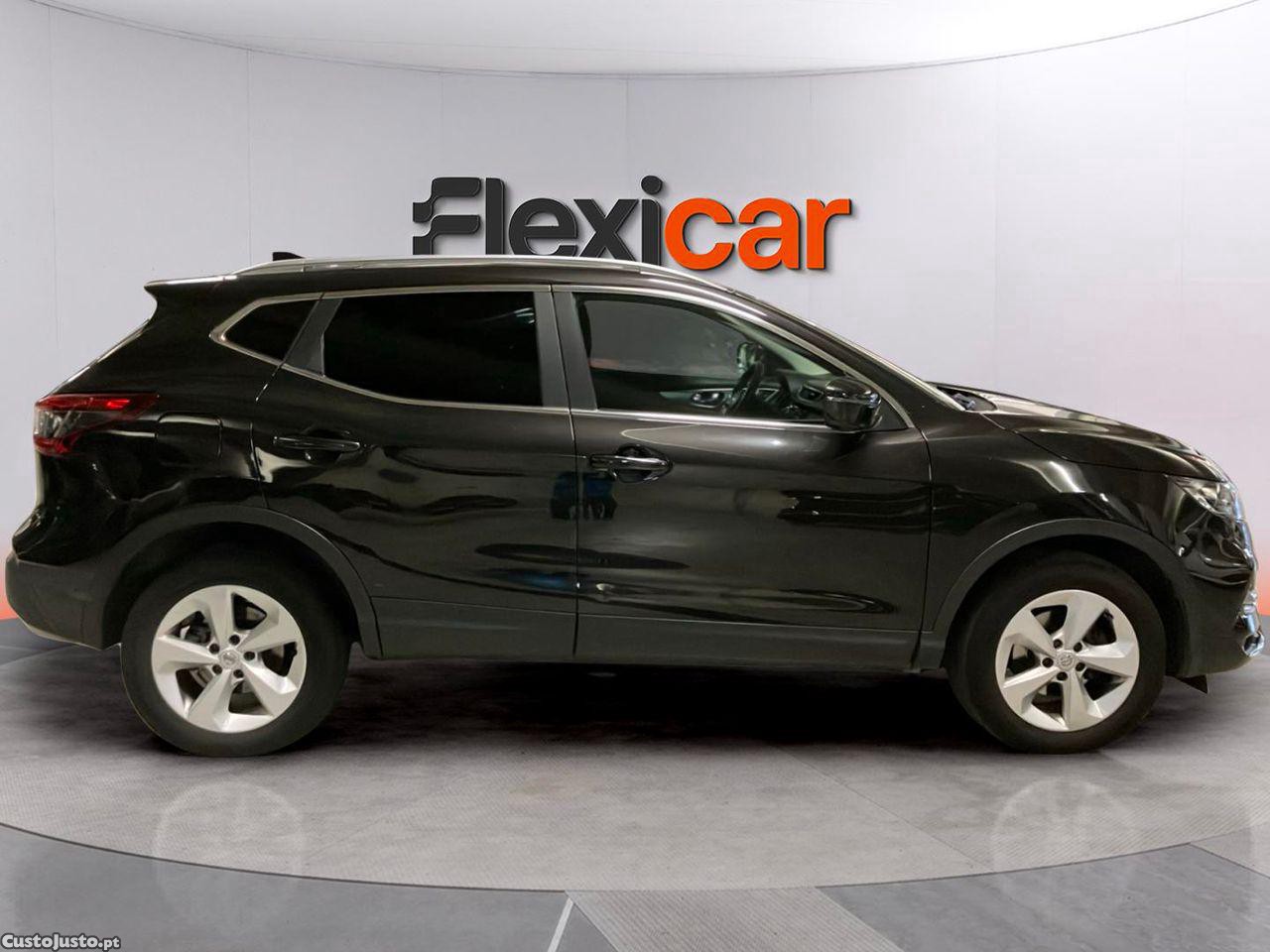 Nissan Qashqai 1.3 DIG-T N-Connecta — fotografia 19