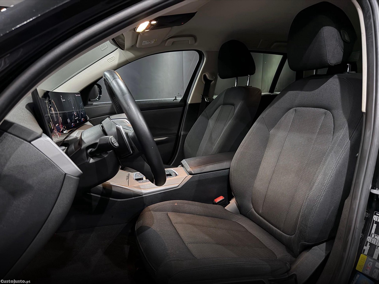 BMW 320 e Line Sport Auto — fotografia 11