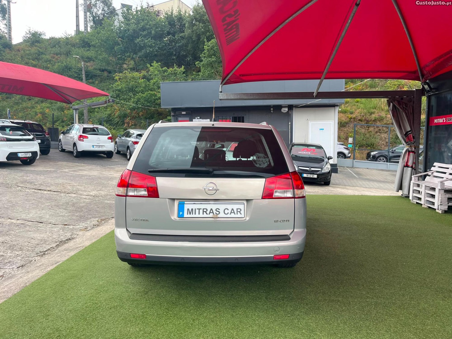 Opel Vectra 1.9 CDTI | 120 CV — fotografia 19