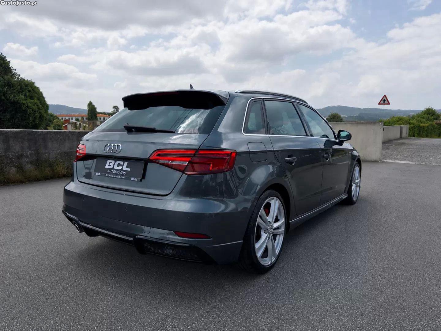 Audi A3 1.6 tdi s-line s tronic — fotografia 19