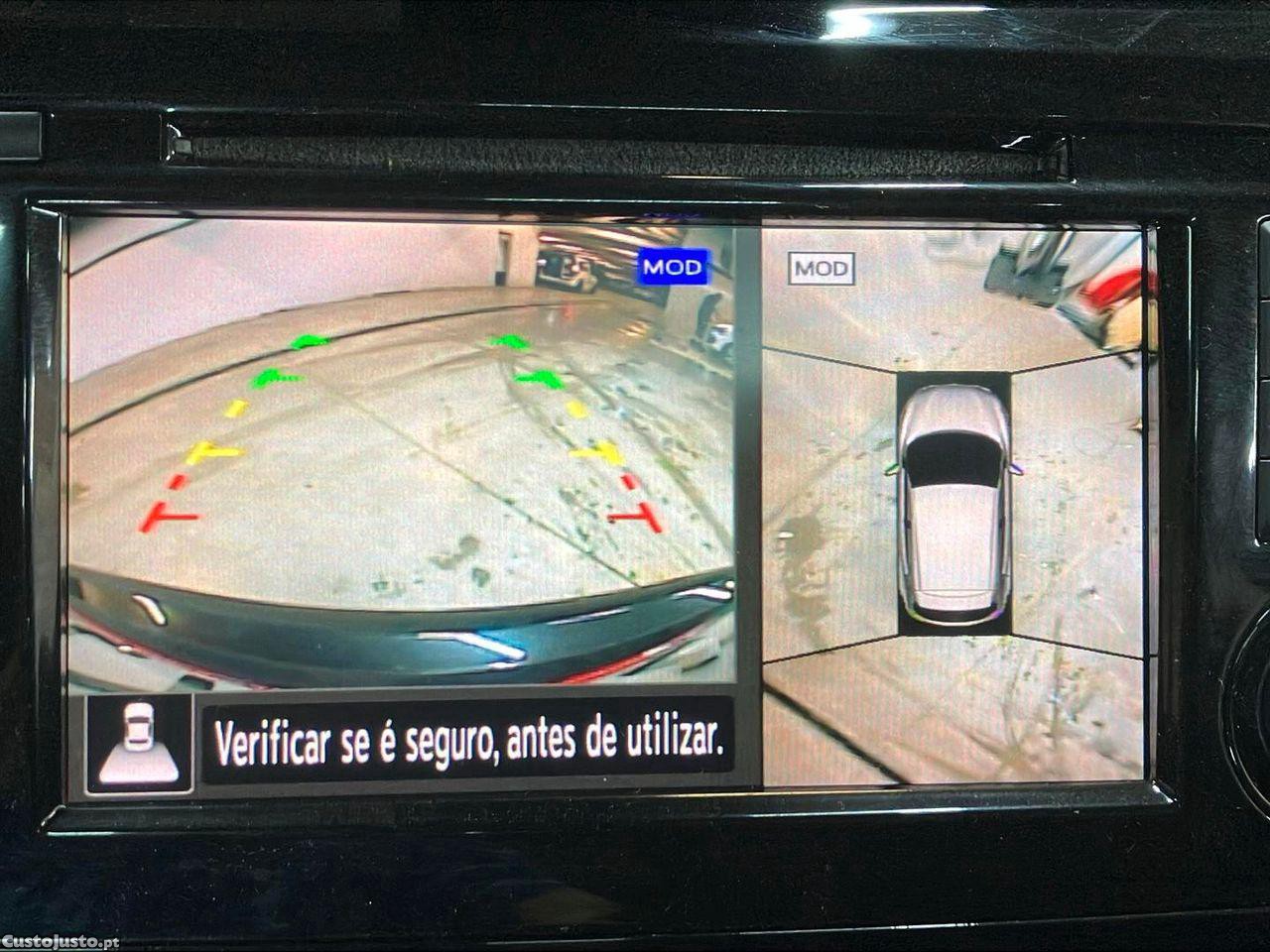 Nissan Qashqai 1.3 DIG-T N-Connecta — fotografia 12