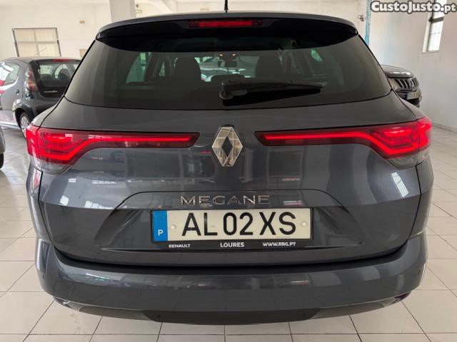 Renault Mégane iv sport tourer 1.5 BLUE DCI LIMITED — fotografia 14