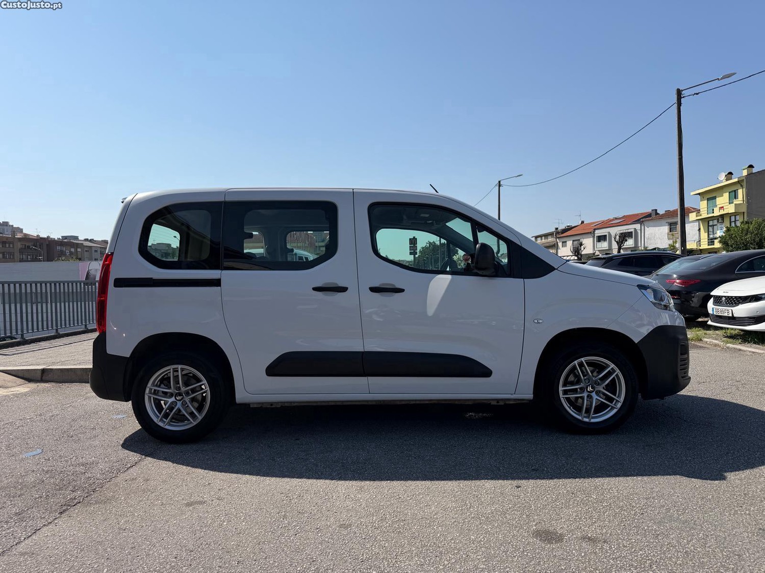 Citroën Berlingo 1.5 BlueHDi M Shine — fotografia 18