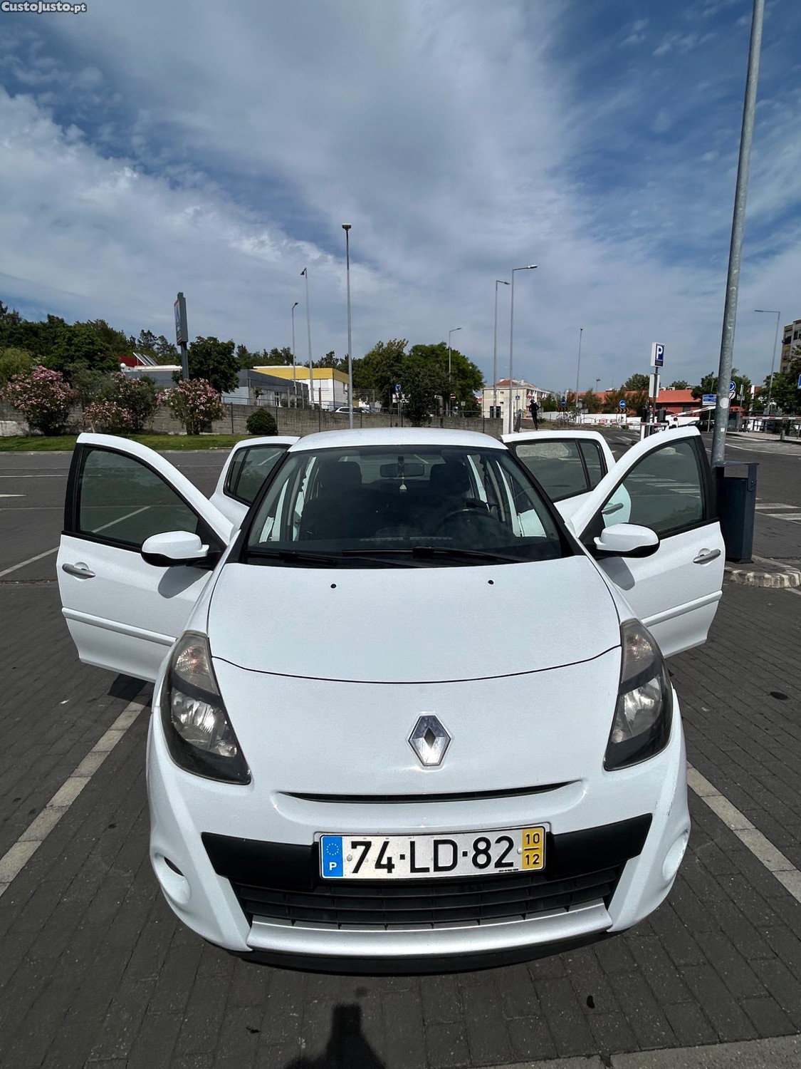 Renault Clio III — fotografia 9