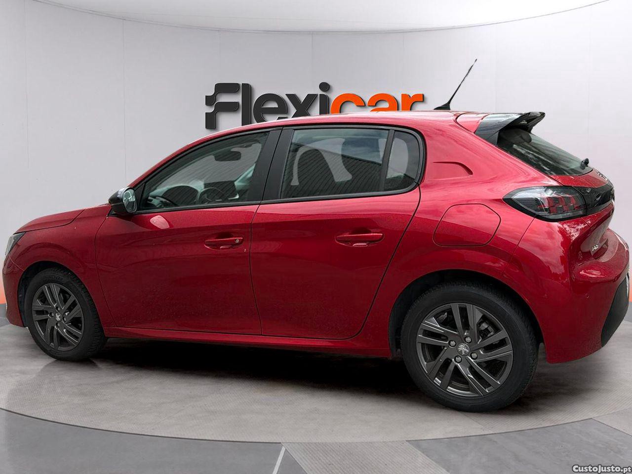 Peugeot 208 PureTech 100 EAT8 Active Pack — fotografia 12