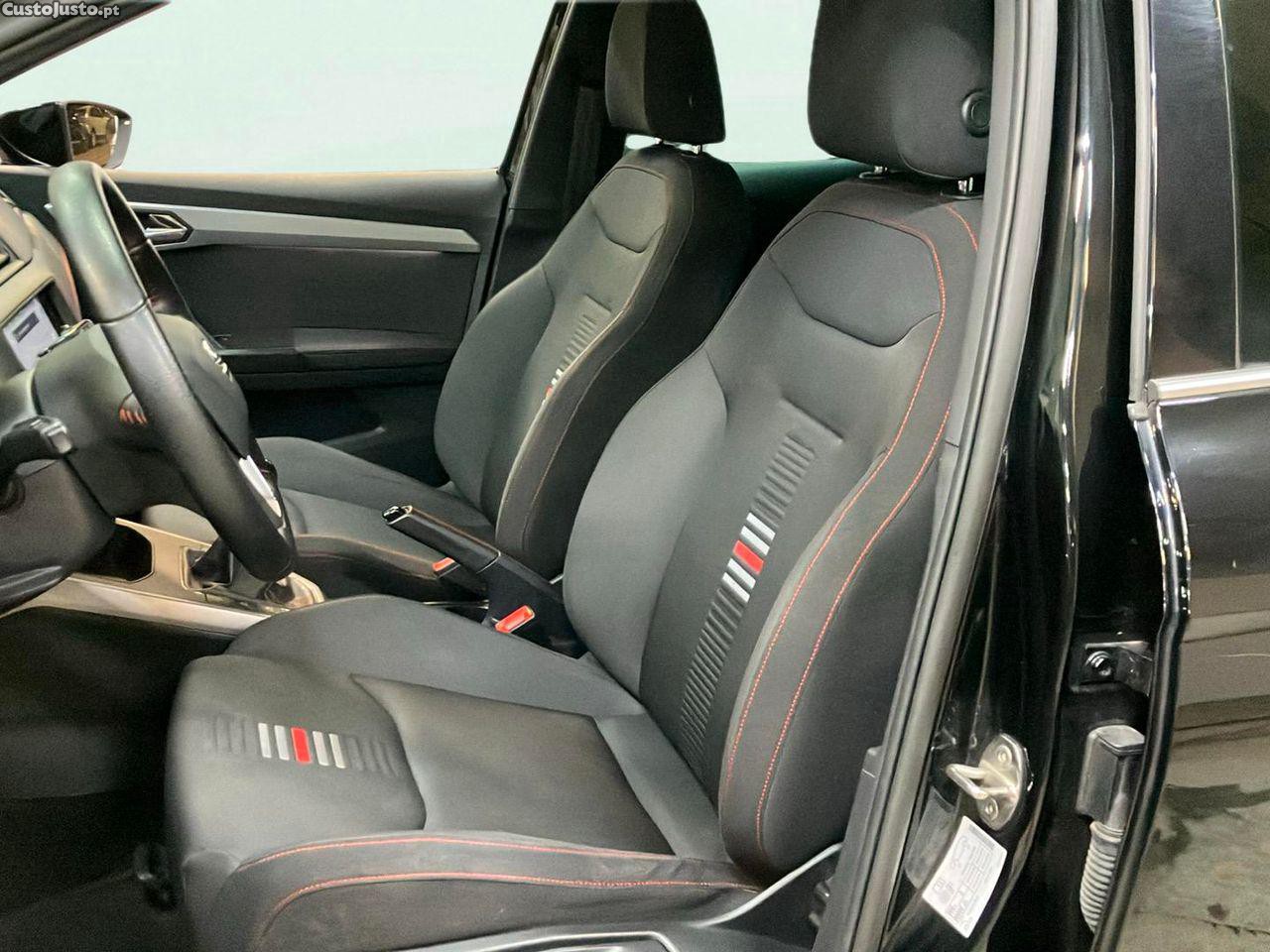 SEAT Arona 1.0 TSI FR — fotografia 13