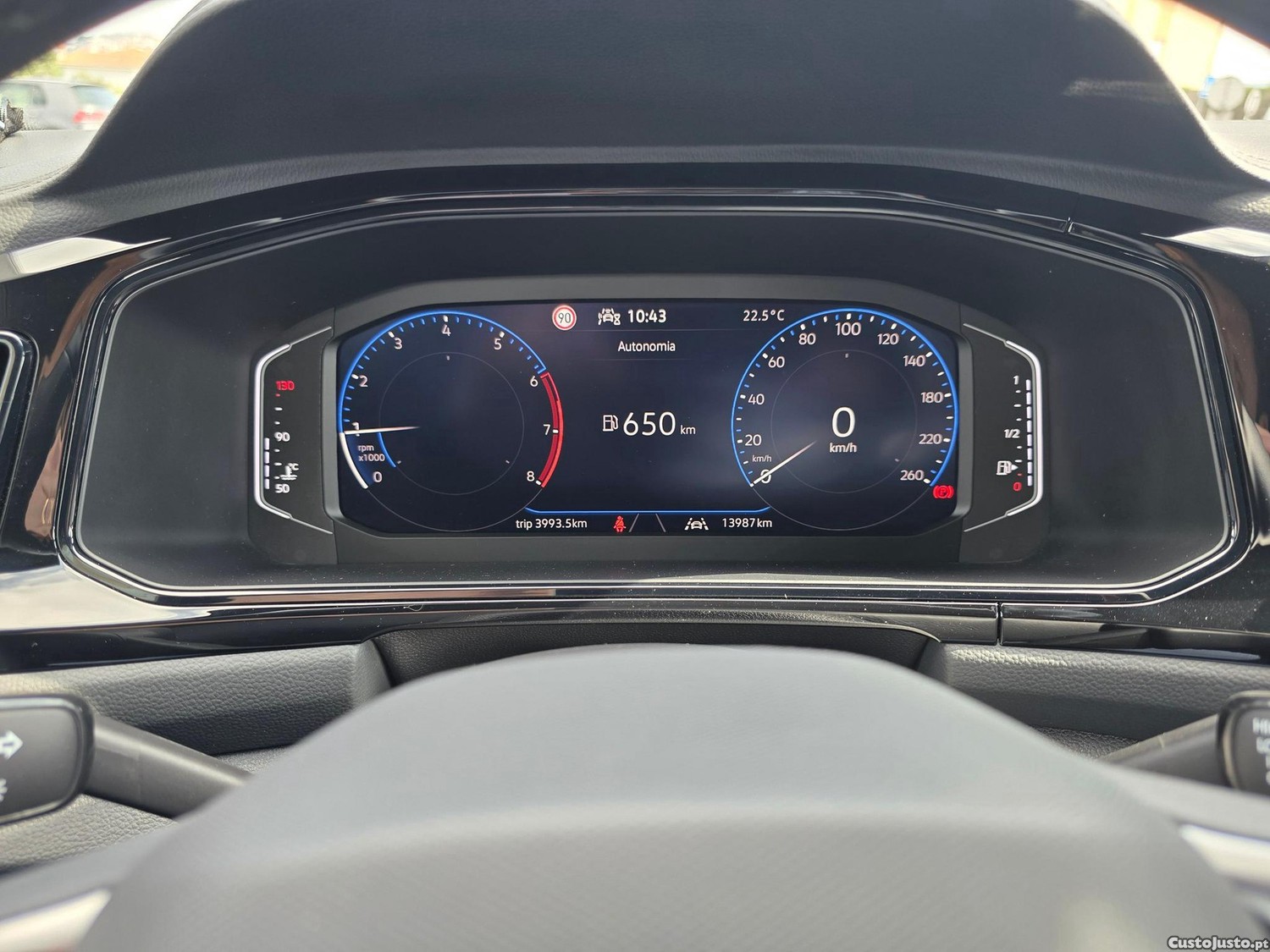 Volkswagen T-Roc 1.0 TSI Black Style — fotografia 22