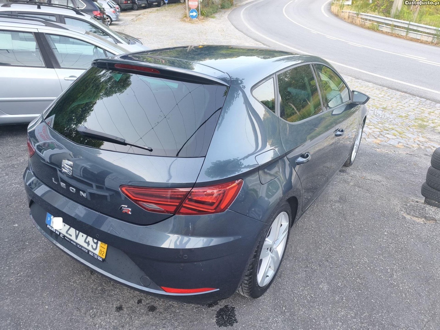 SEAT Leon FR 1.0 TSI — fotografia 9