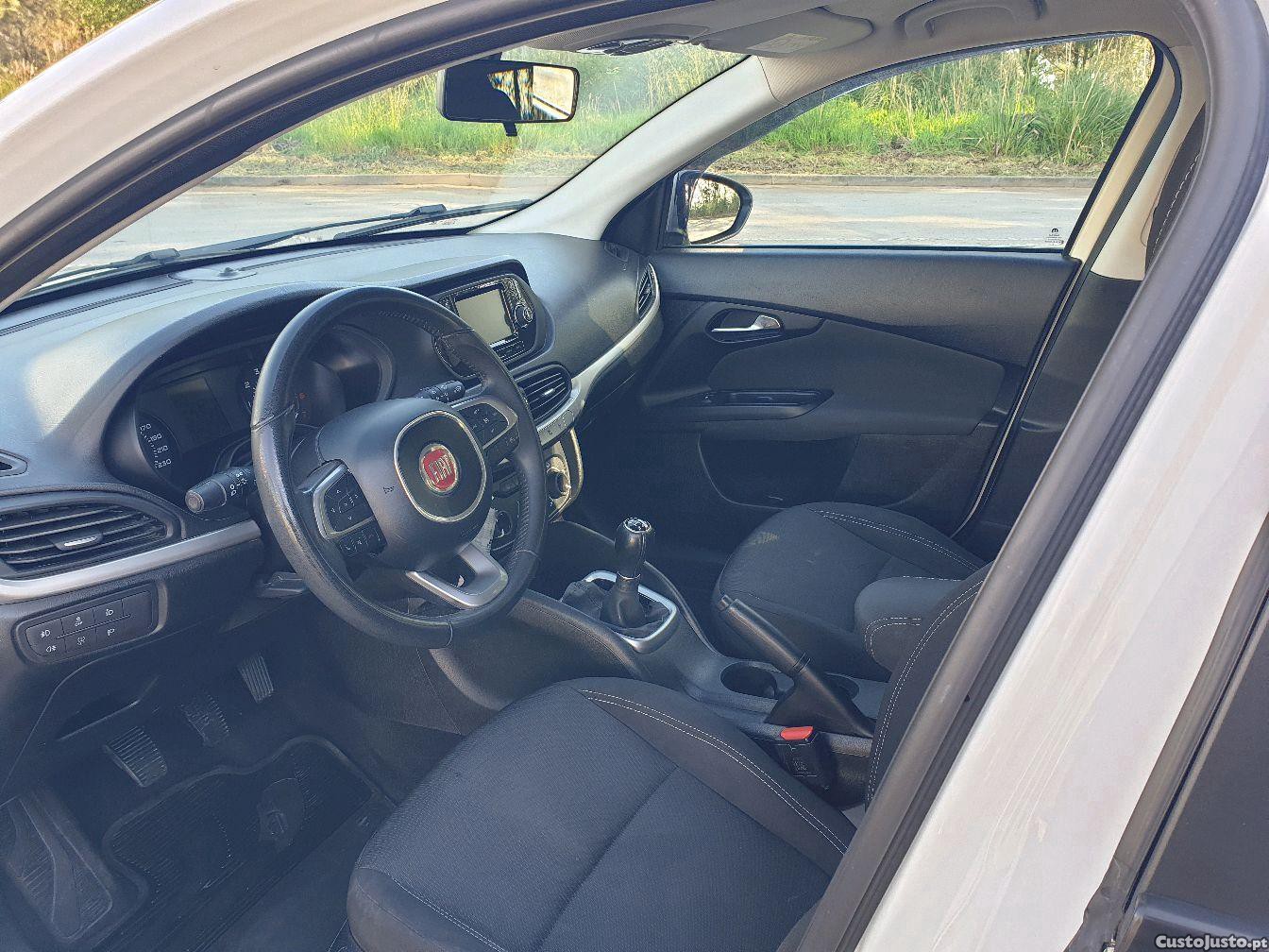 Fiat Tipo SW 1.3 Multijet GPS — fotografia 4