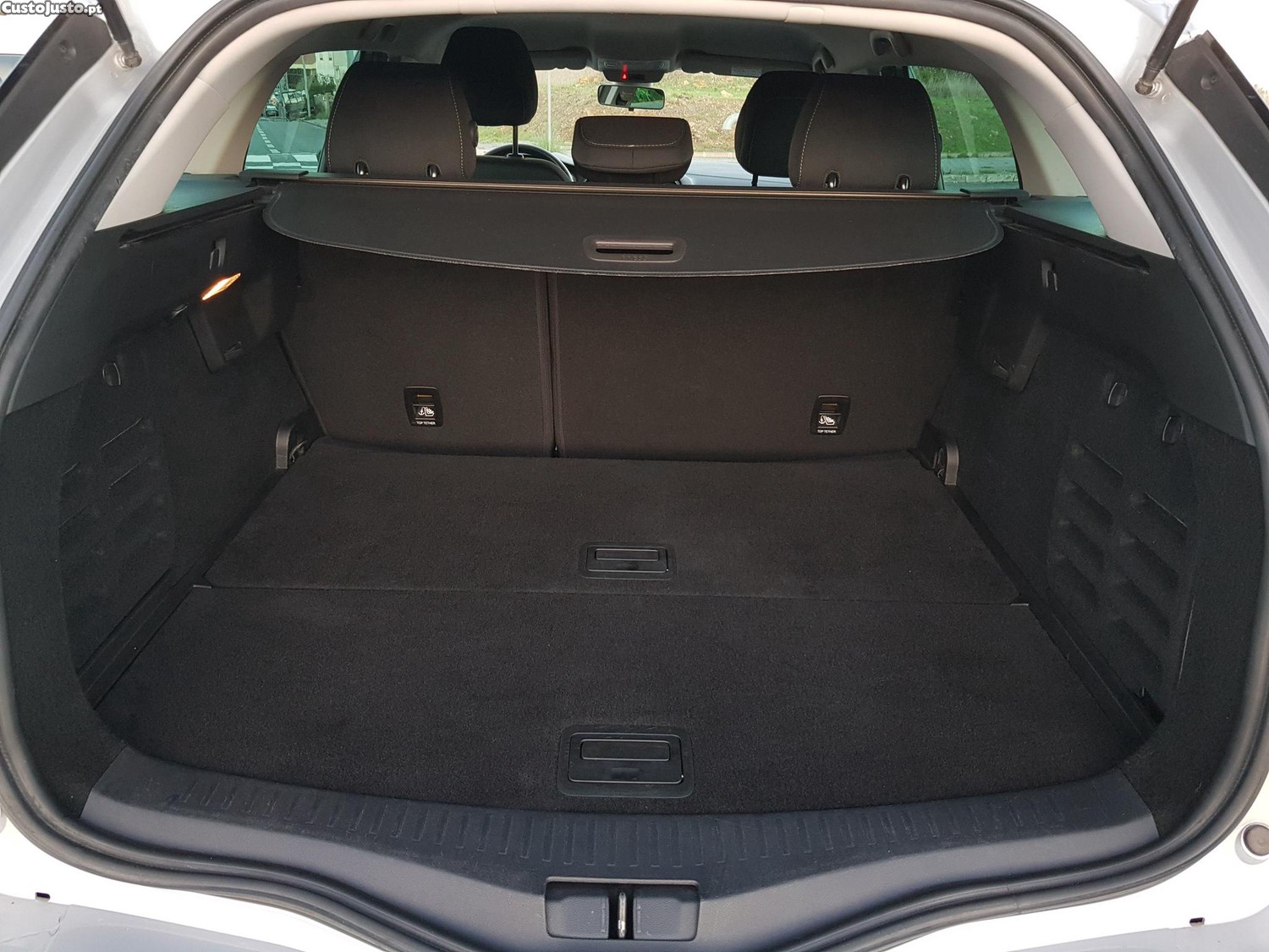 Renault Mégane Sport Tourer 1.5 dCi 115cv Nacional — fotografia 18