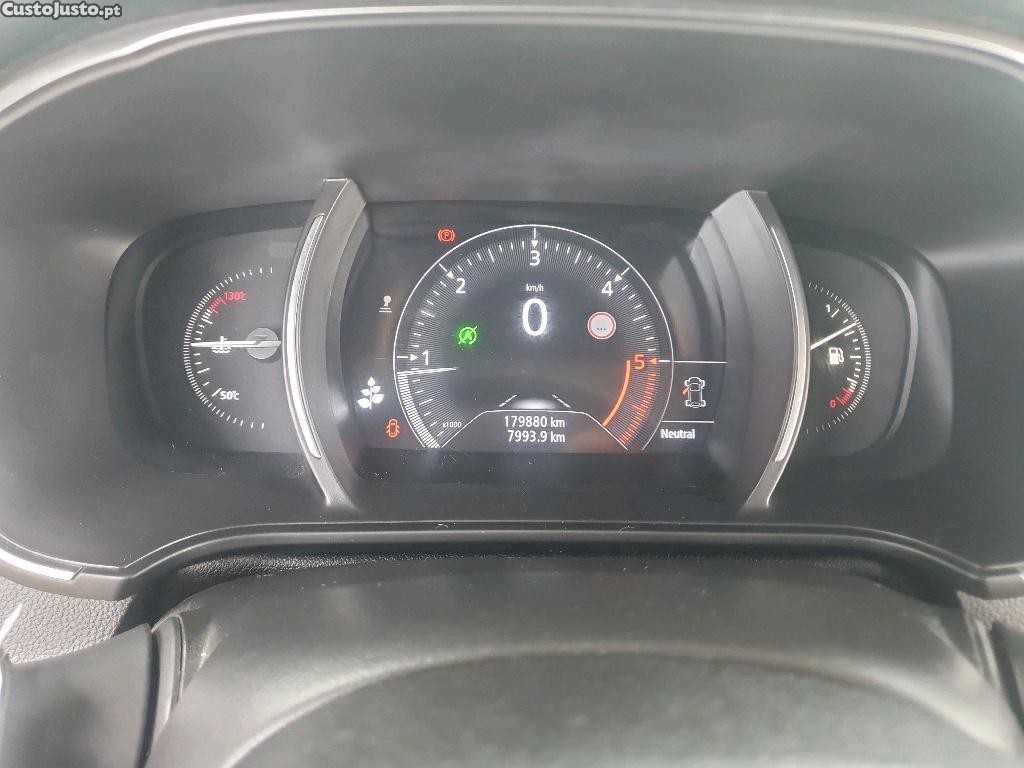 Renault Mégane Sport Tourer 1.5 Blue DCI Bose Edition 115cv — fotografia 15
