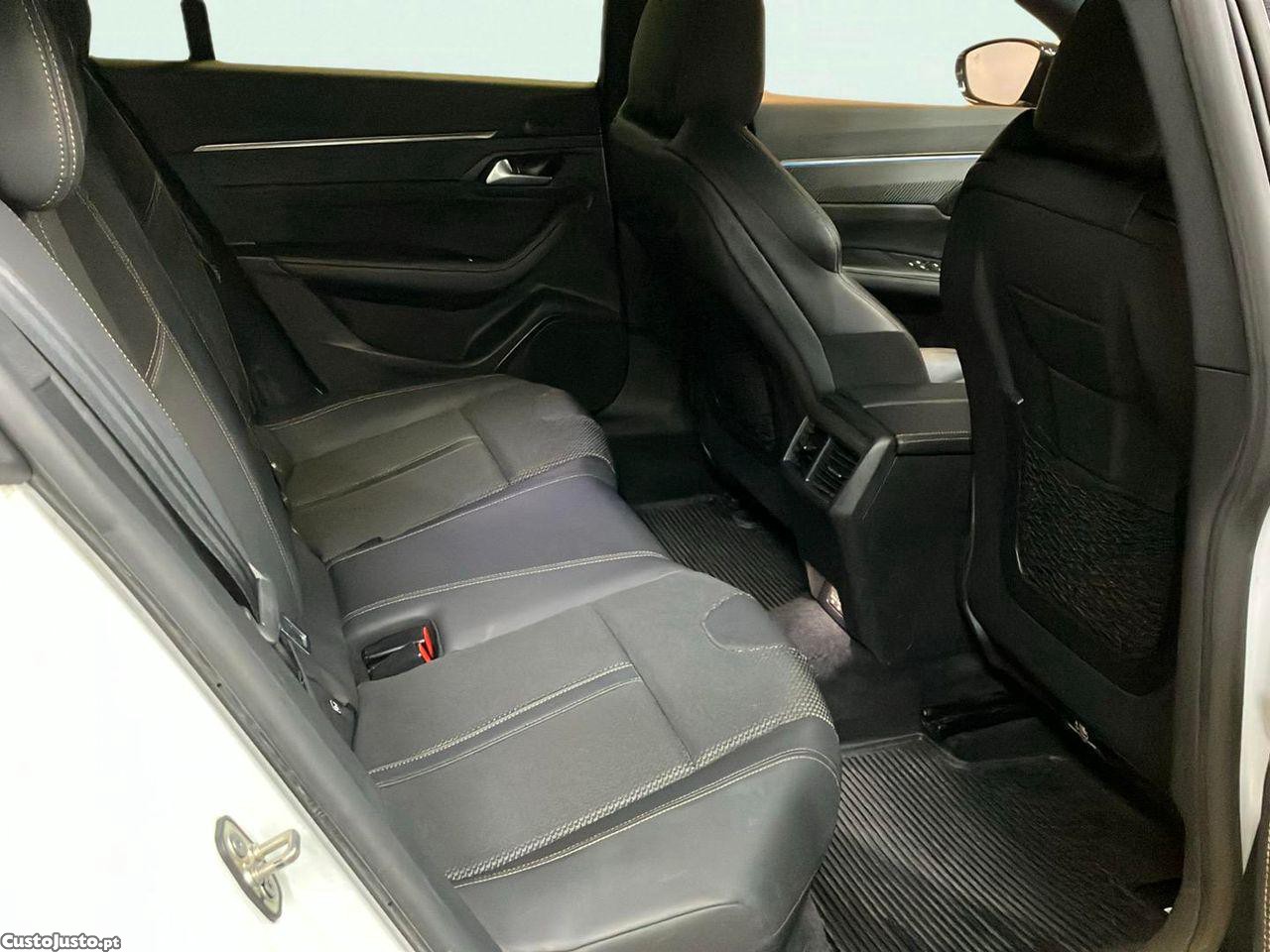 Peugeot 508 SW 1.6 Hybrid GT Pack e-EAT8 — fotografia 10