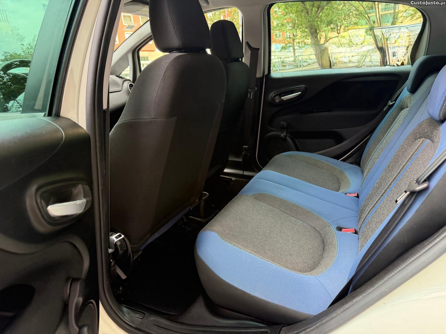 Fiat Punto 1.3 M-jet 4Fleet Start&Stop — fotografia 9
