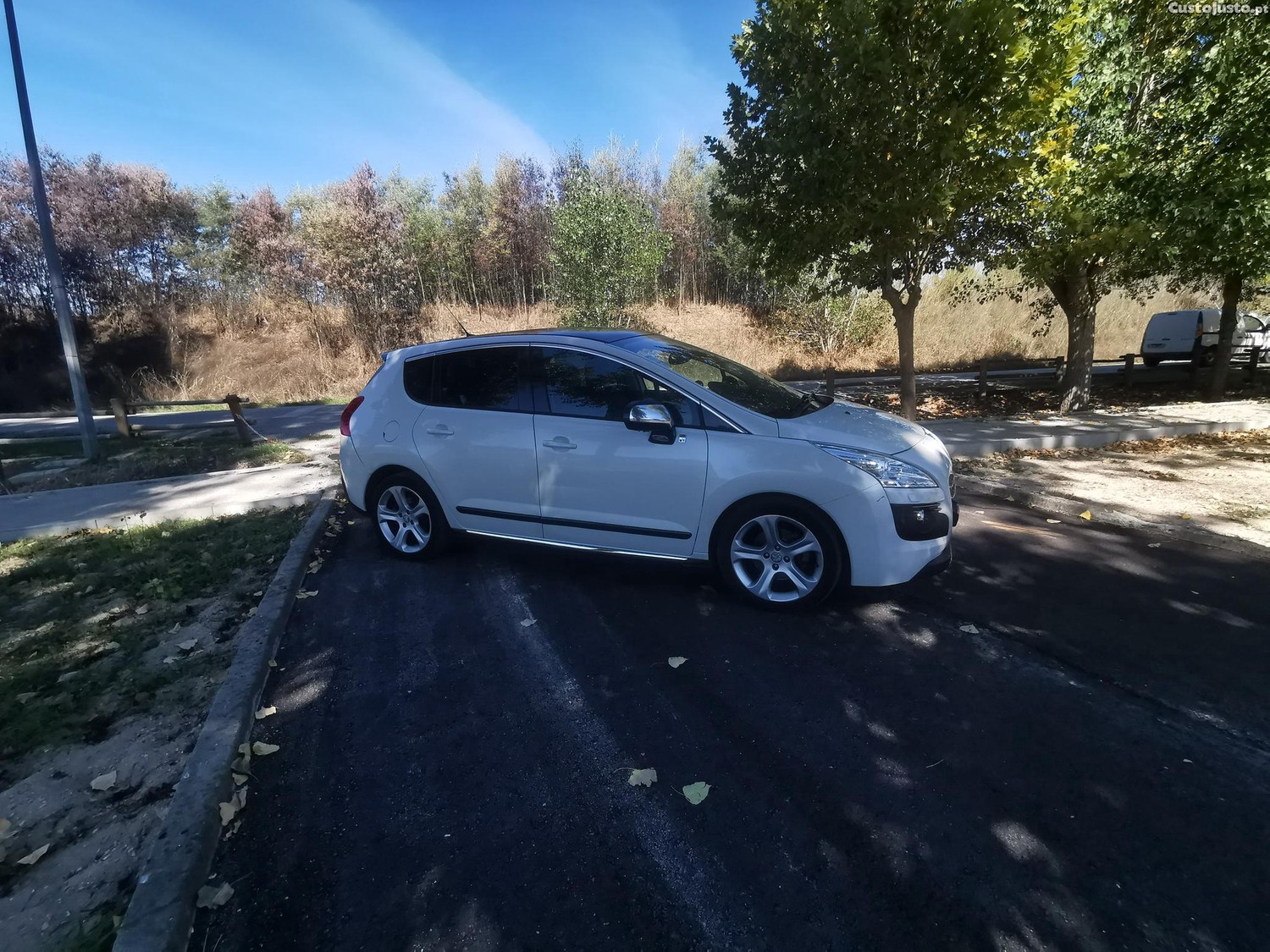 Peugeot 3008 HYBRID FULL EXTRAS — fotografia 10
