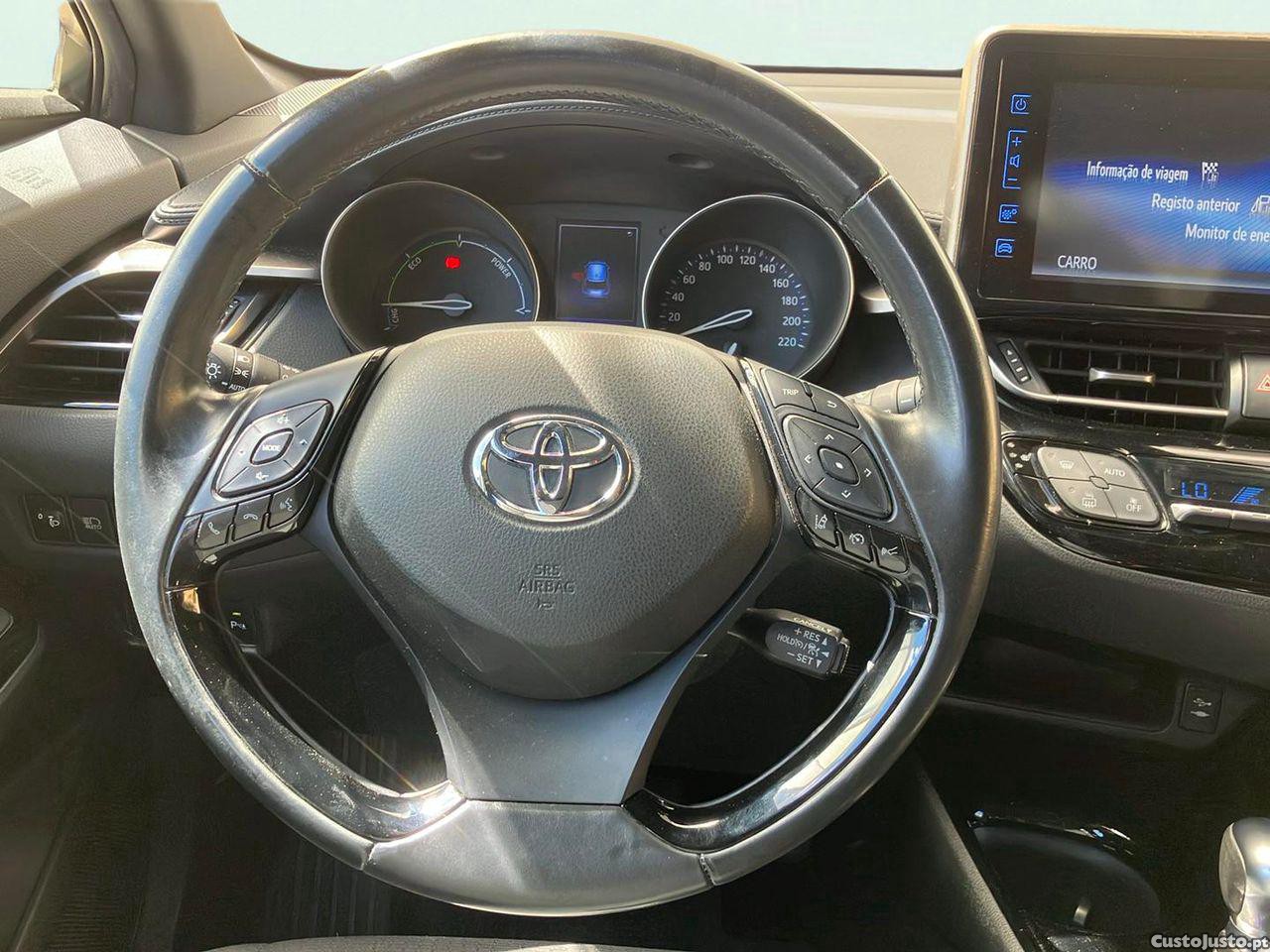 Toyota C-HR 1.8 HSD Comfort+P.Style — fotografia 8