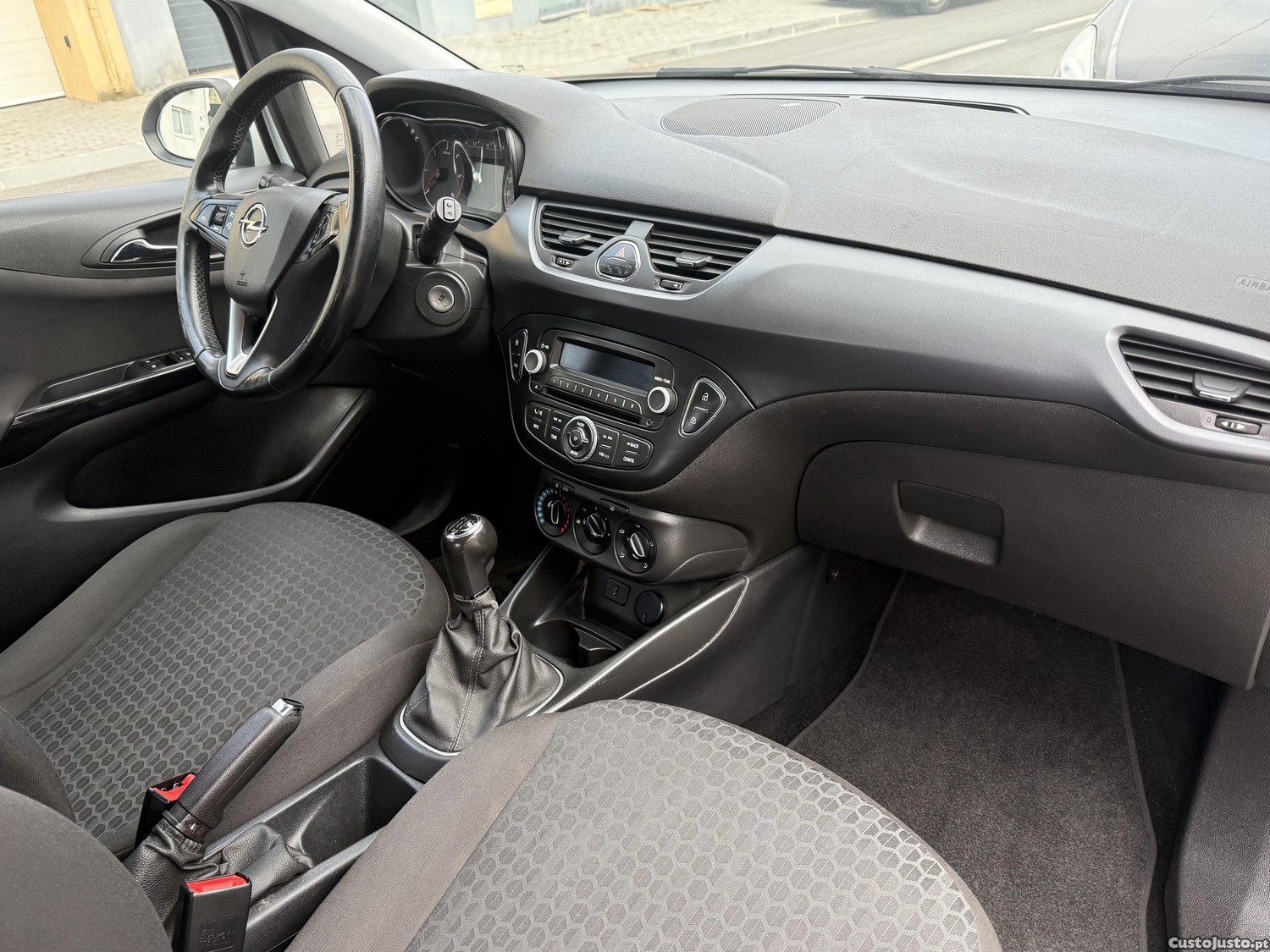 Opel Corsa 1.3 cdti 95 cv — fotografia 4