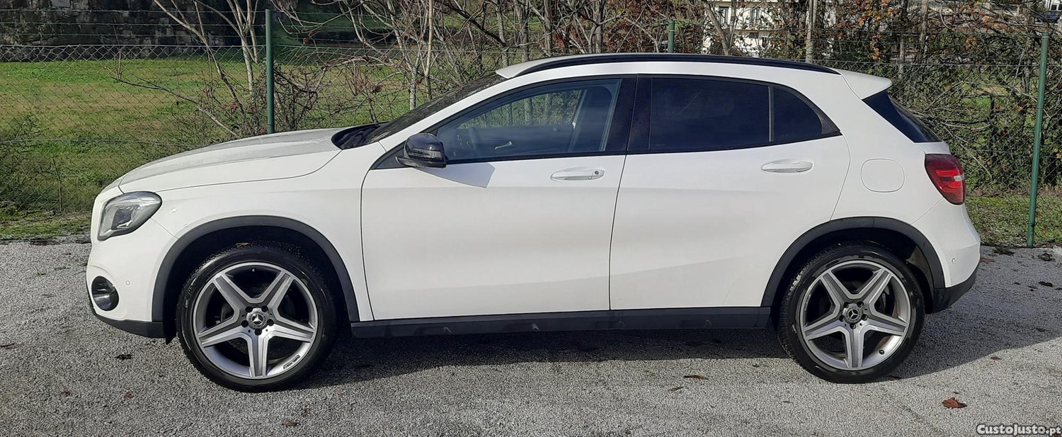 Mercedes-Benz GLA 180 180D sensation - 18 — photo 2