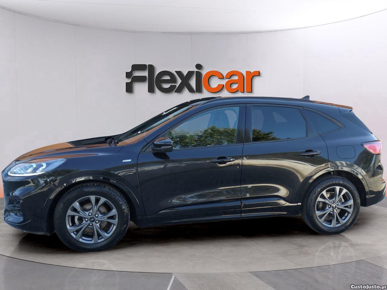 Ford Kuga 1.5 TDCi EcoBlue ST-Line — fotografia 14