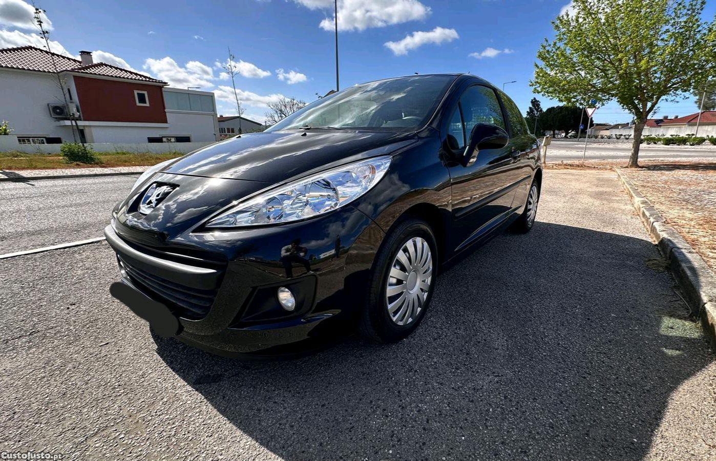 Peugeot 207 1.4 HDI Comercial — fotografia 6