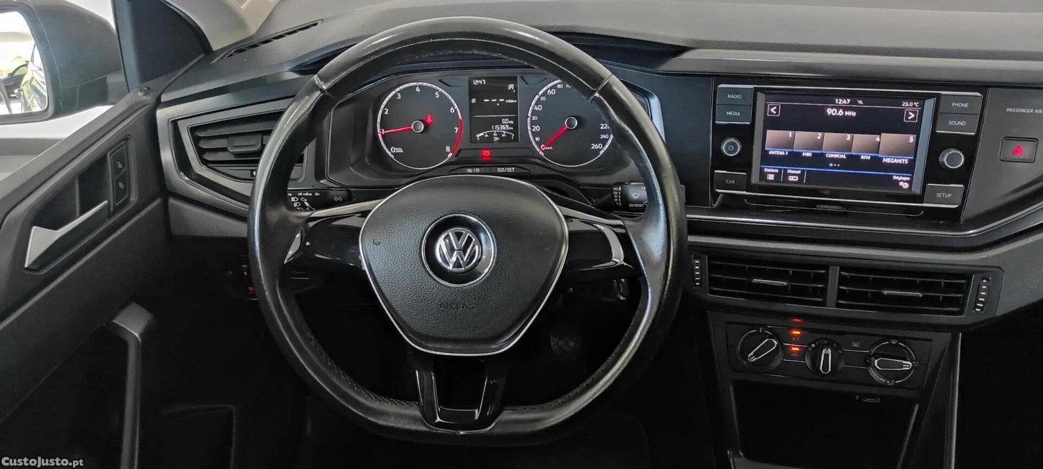 Volkswagen Polo Outro — fotografia 7