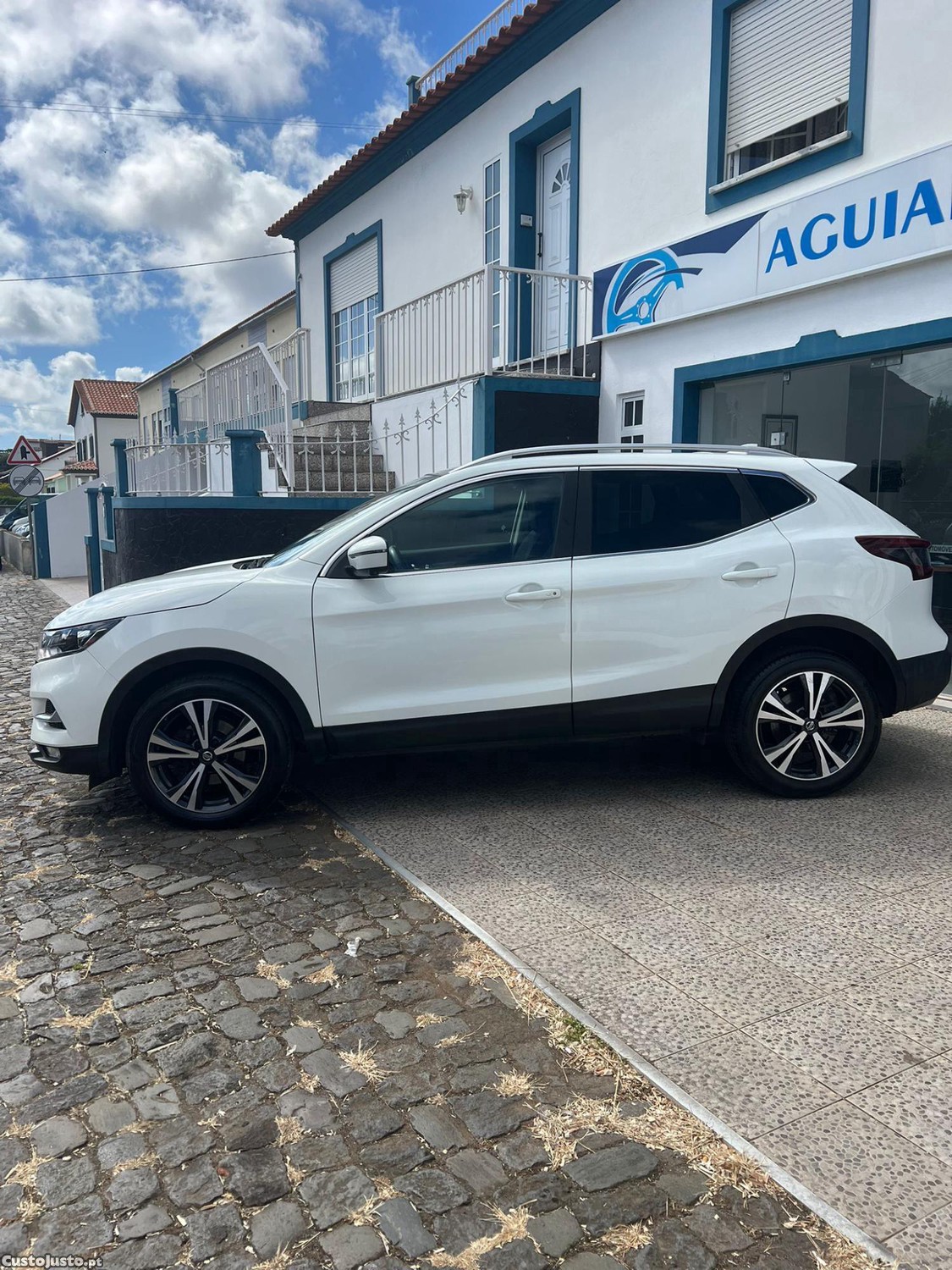 Nissan Qashqai 1.5 dCi N-Connecta J18 — fotografia 6